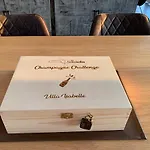 Rochehaut, Les Semoiselles, Isabelle Villa Bouillon