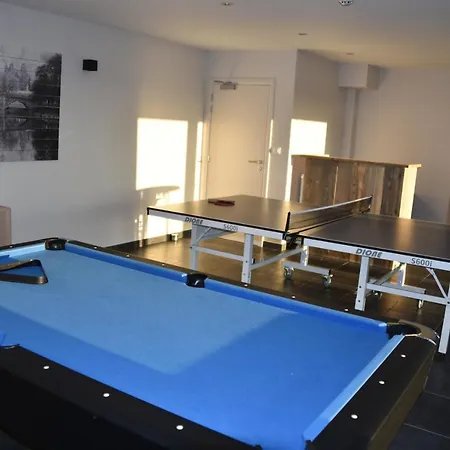 Villa Rochehaut, Les Semoiselles, Isabelle Bouillon