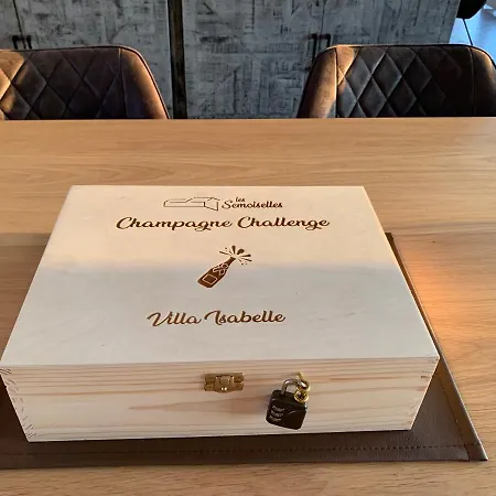 Rochehaut, Les Semoiselles, Isabelle Βίλα Bouillon