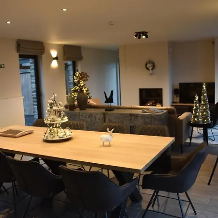 Rochehaut, Les Semoiselles, Isabelle Bouillon